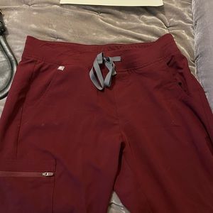 Maroon figs scrub pants-never worn